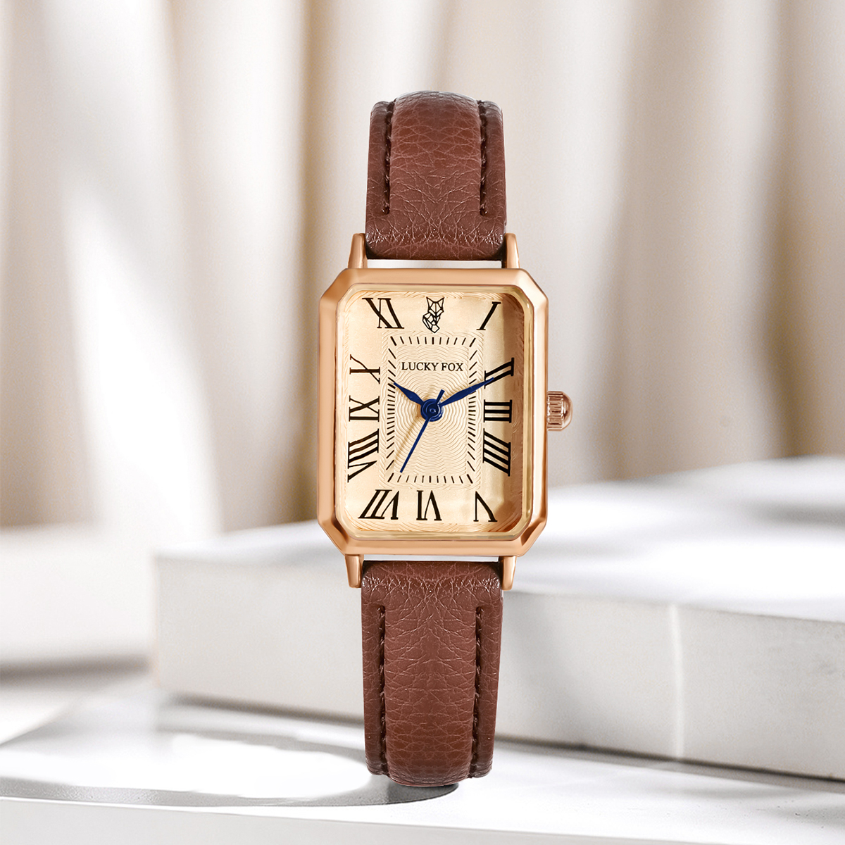 LUCKY FOX 2PCS Light Luxury Gi - Luxury Watch With Leather Strap 리뷰 및 가격