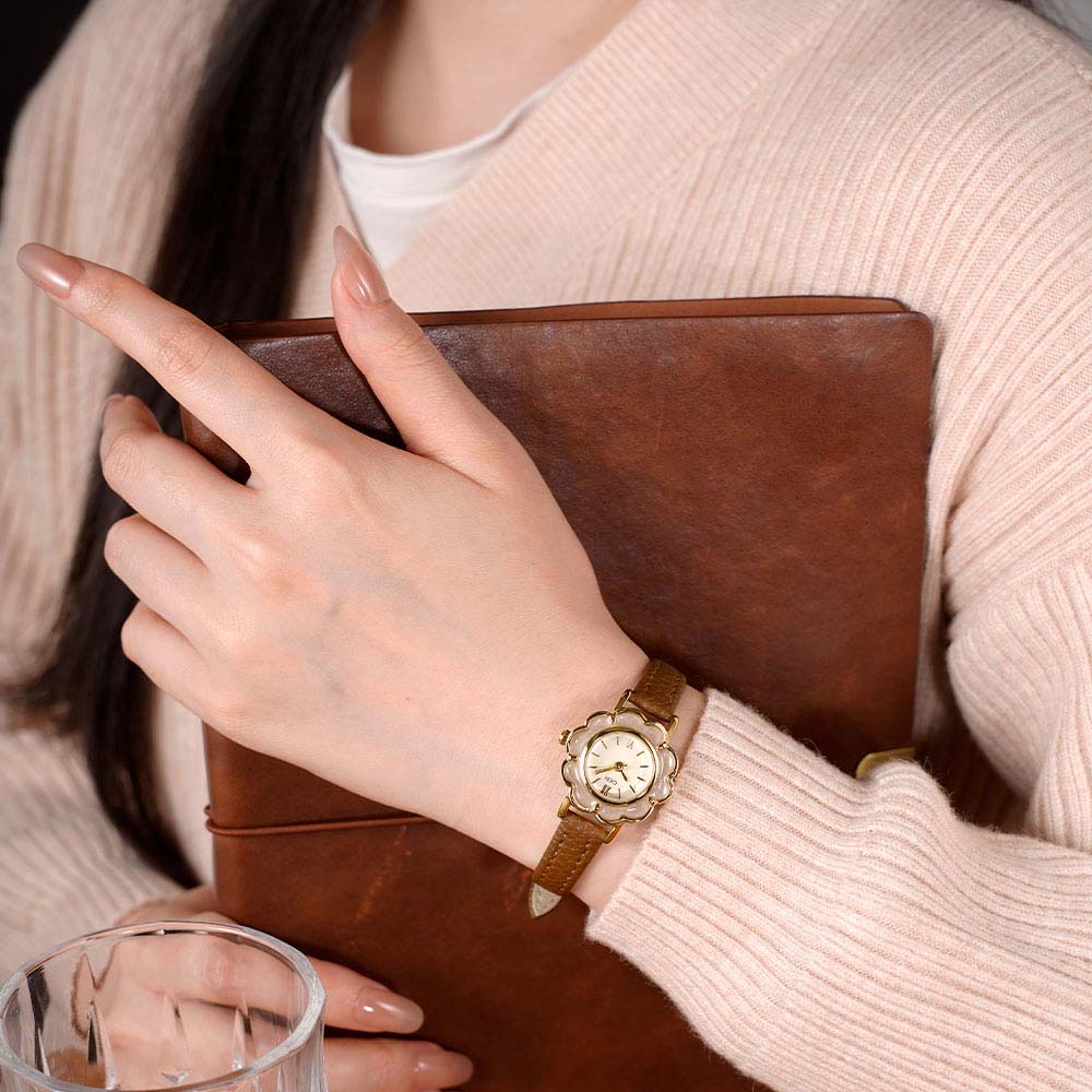GEDI High-End Retro Floral  Wa - Luxury Watch With Leather Strap 리뷰 및 가격