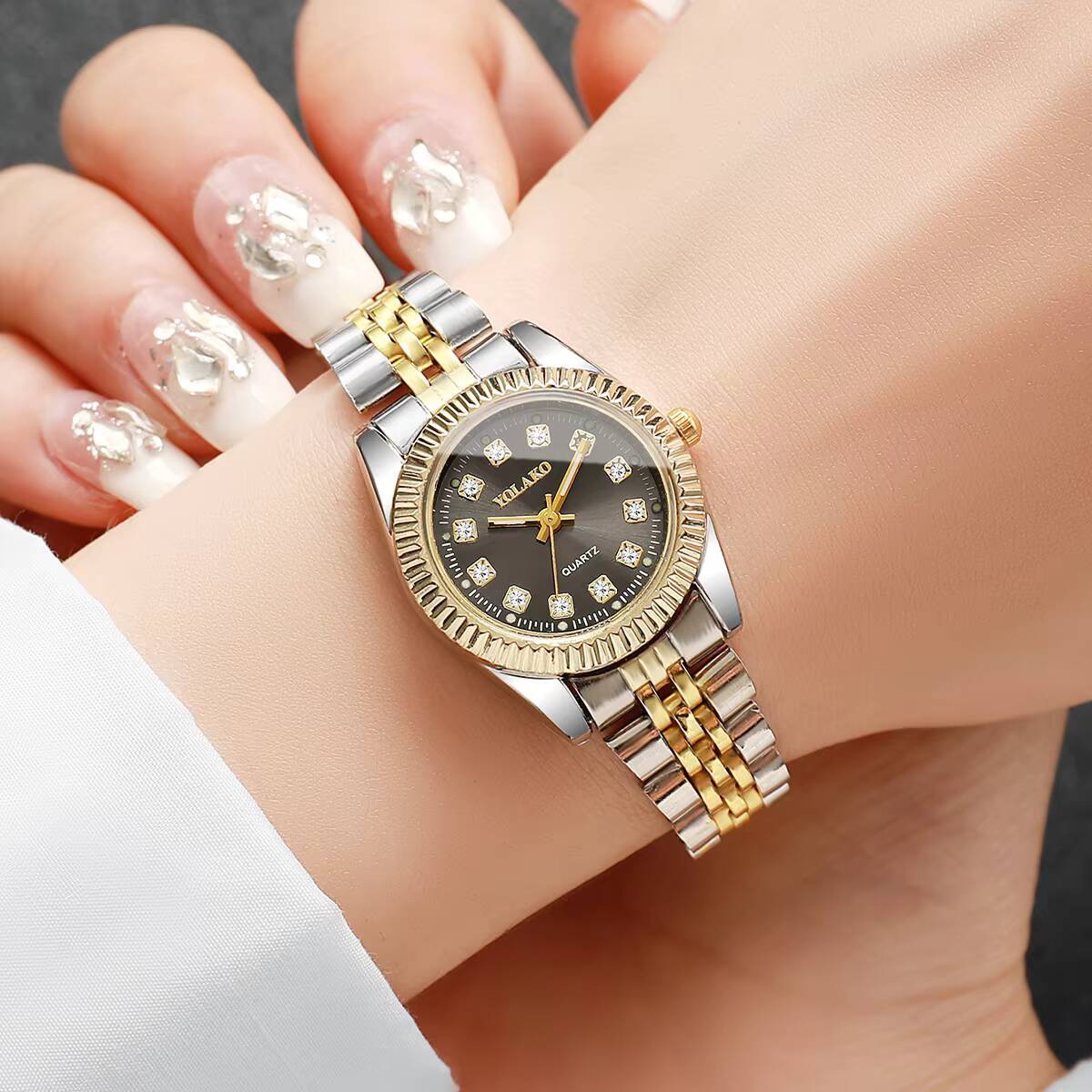 Fashion Rhinestone Women Quart - Luxury Watch Safe 리뷰 및 가격